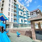 Sim Seaside D10